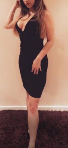 Girl 18 years old looking for a male partner