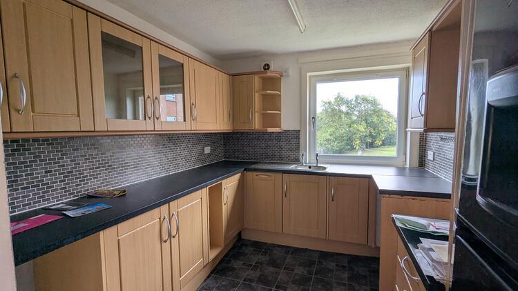 REPOSSESSION OF 247 Dickson Avenue, Dundee DD2 4DD