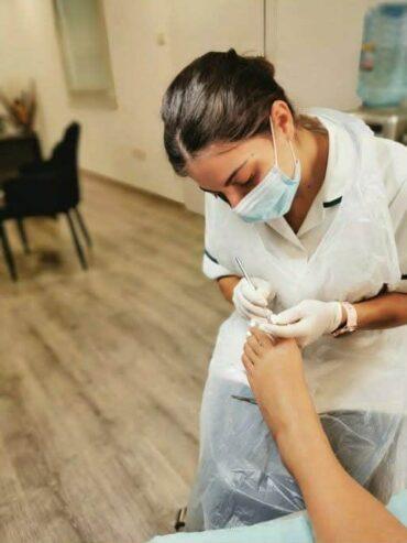 Μυρτώ Ευσταθίου Ποδίατρος-Ποδολόγος / Myrto Efstathiou Podiatrist