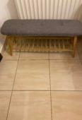 Bench / seating cushioned