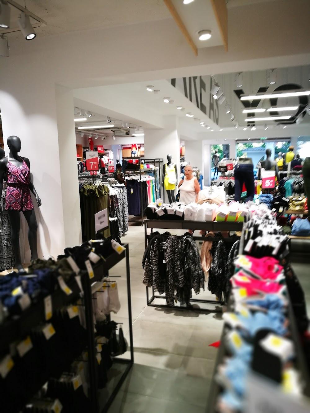 TERRANOVA STORE LARNACA