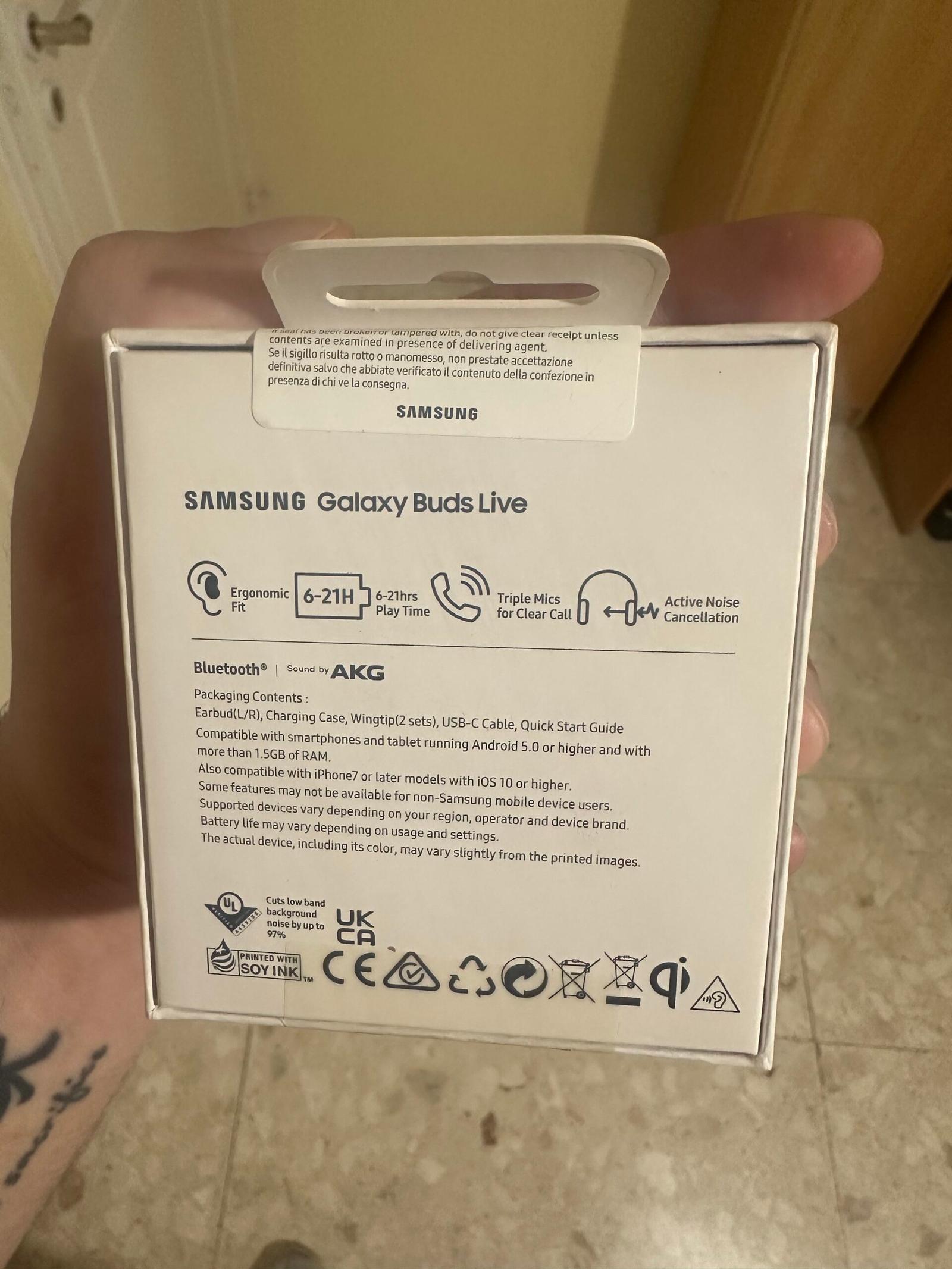 Samsung wireless buds live new