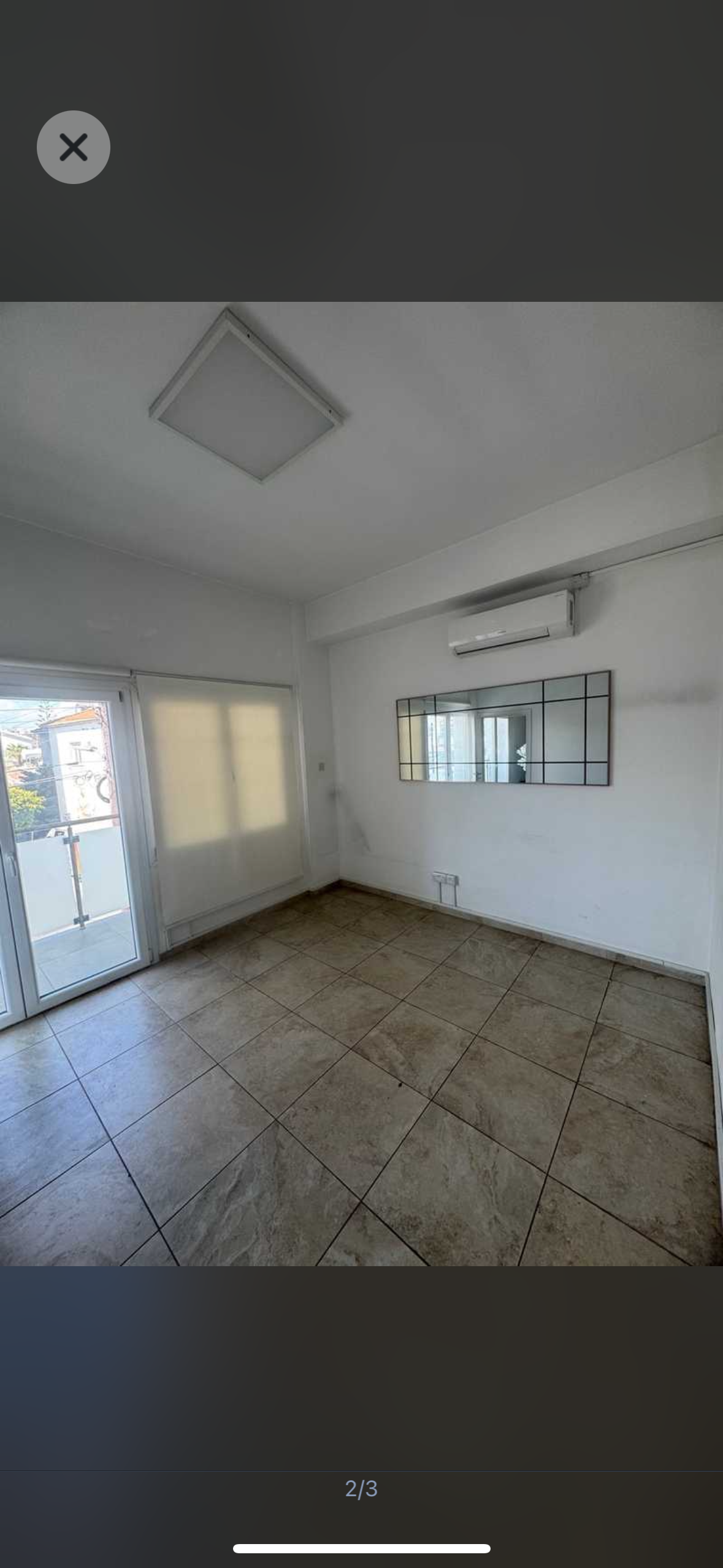 Room for beauty specialists, tatto, massage, nails