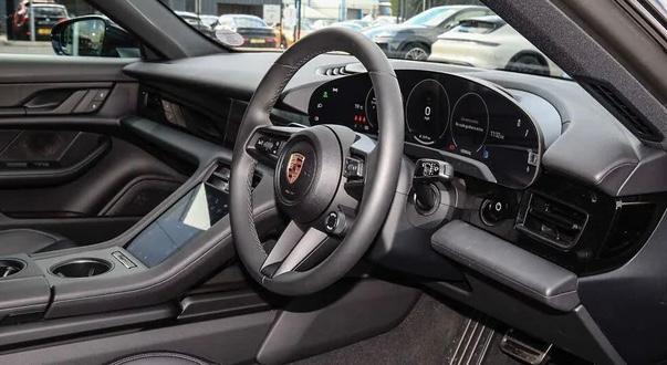 Porsche Taycan E 4s Turismo
