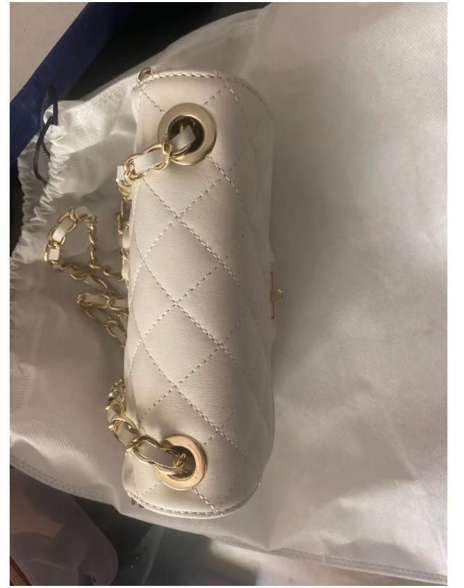 Guy Laroche leather handbag