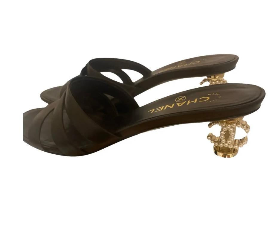 Chanel leather Sandals
