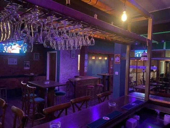 The full monty Pub