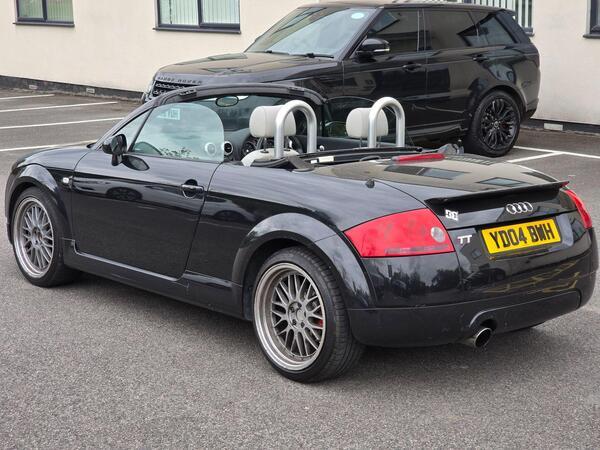 Audi T.T. 1.8T Roadster 2dr