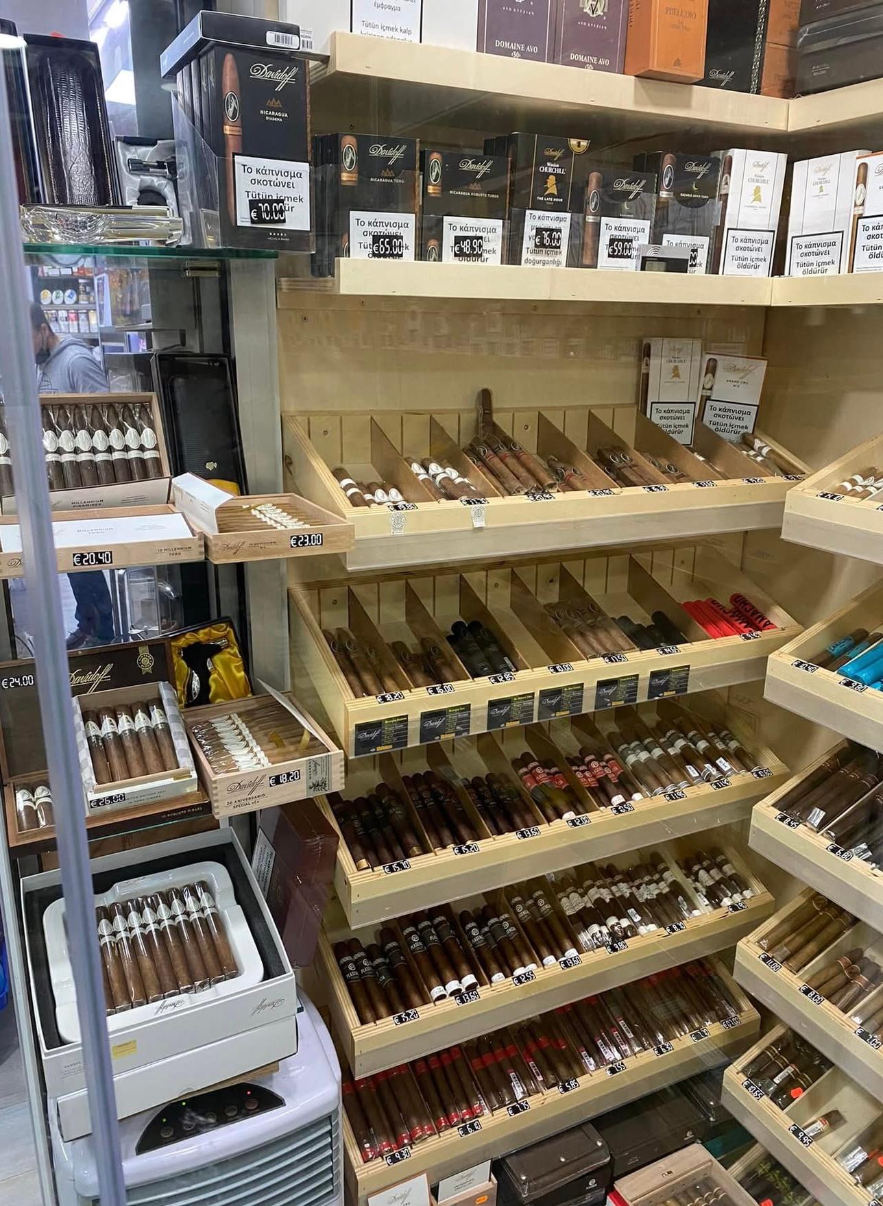 Cigar Shop – Stelios & Christodoulos