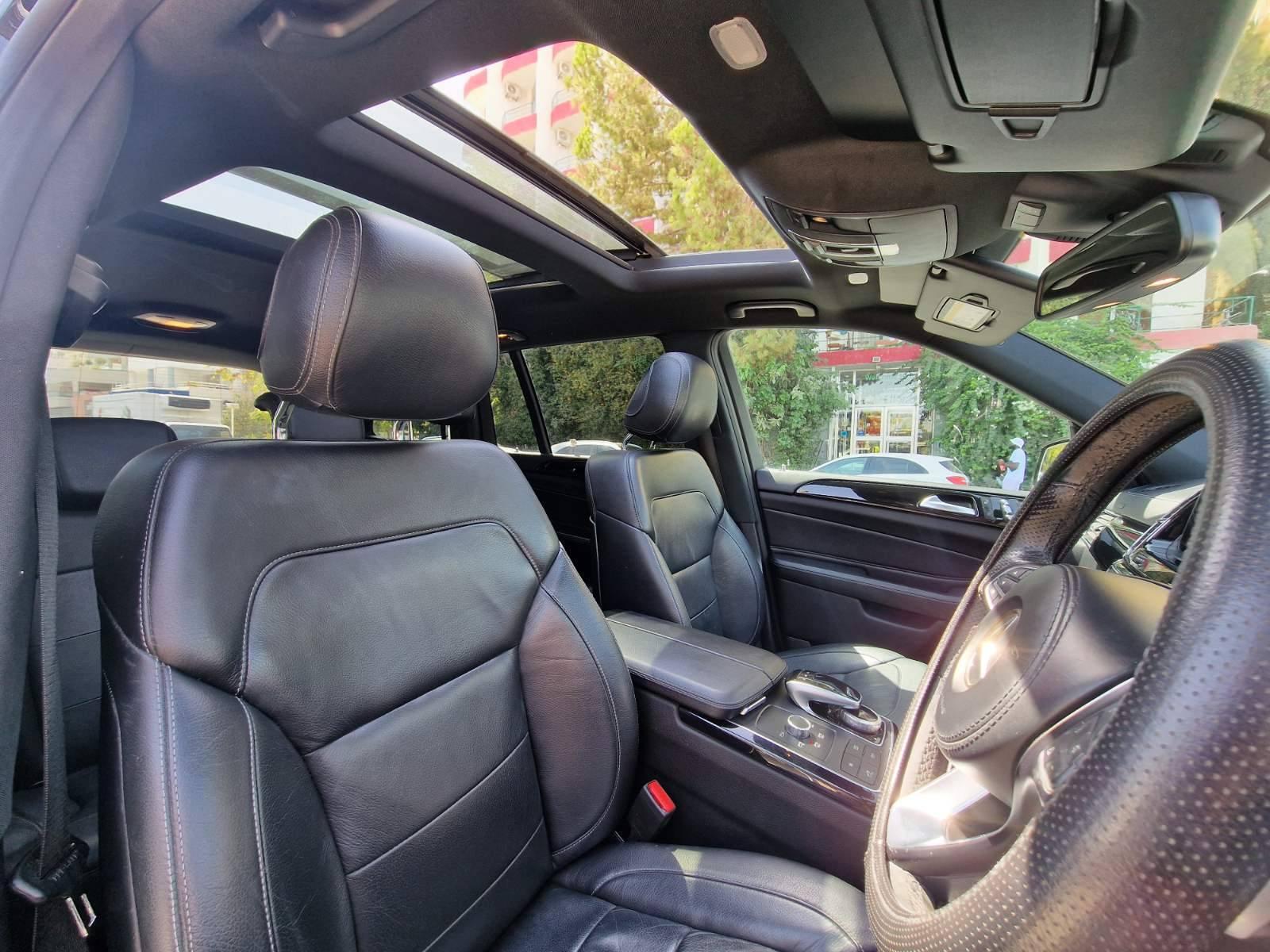 MERCEDES GLS350D 7SEATS