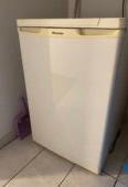Under counter fridge / compact fridge