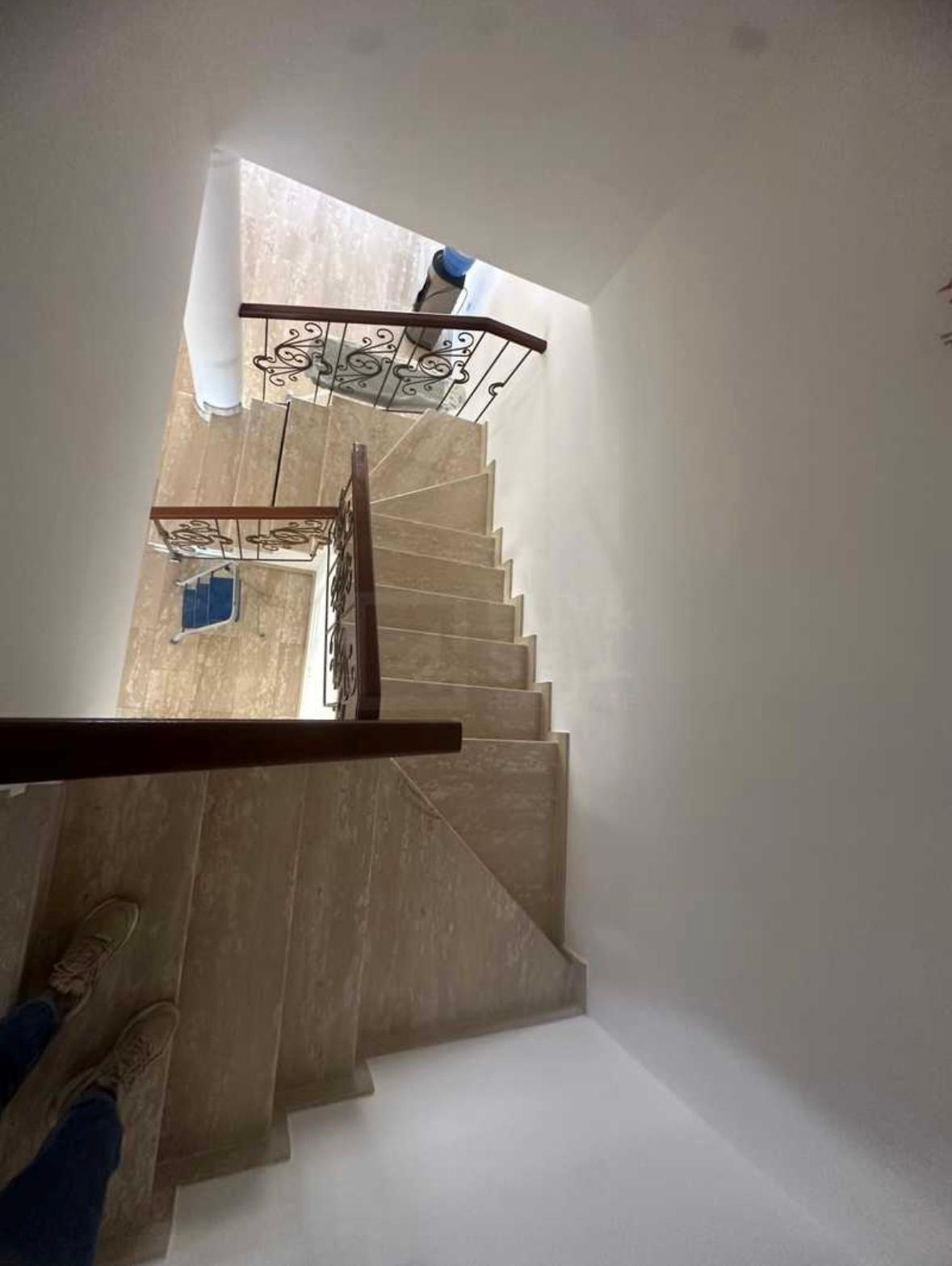 3-bedroom detached house
