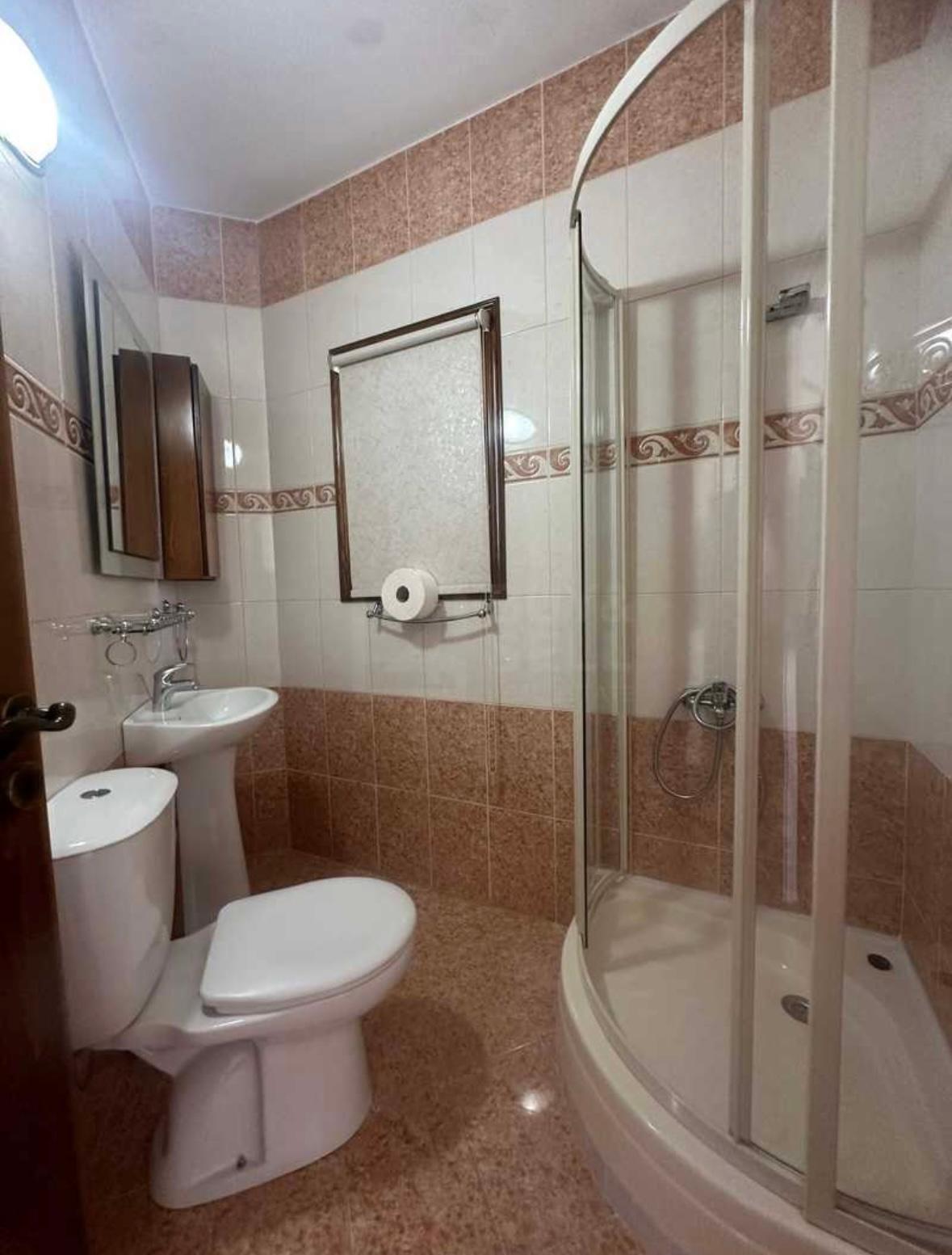 3-bedroom detached house