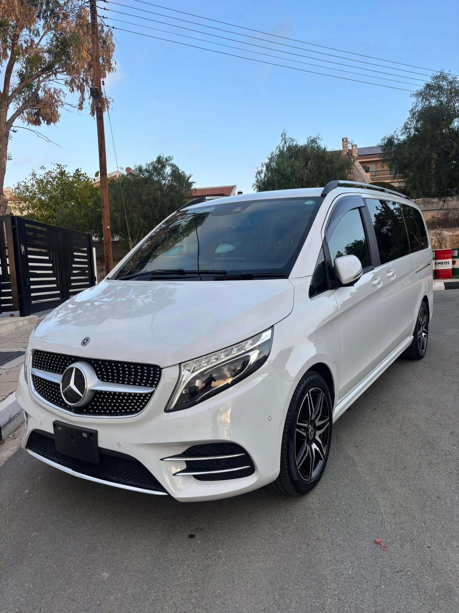 Mercedes V220 Class Amg Line 2021