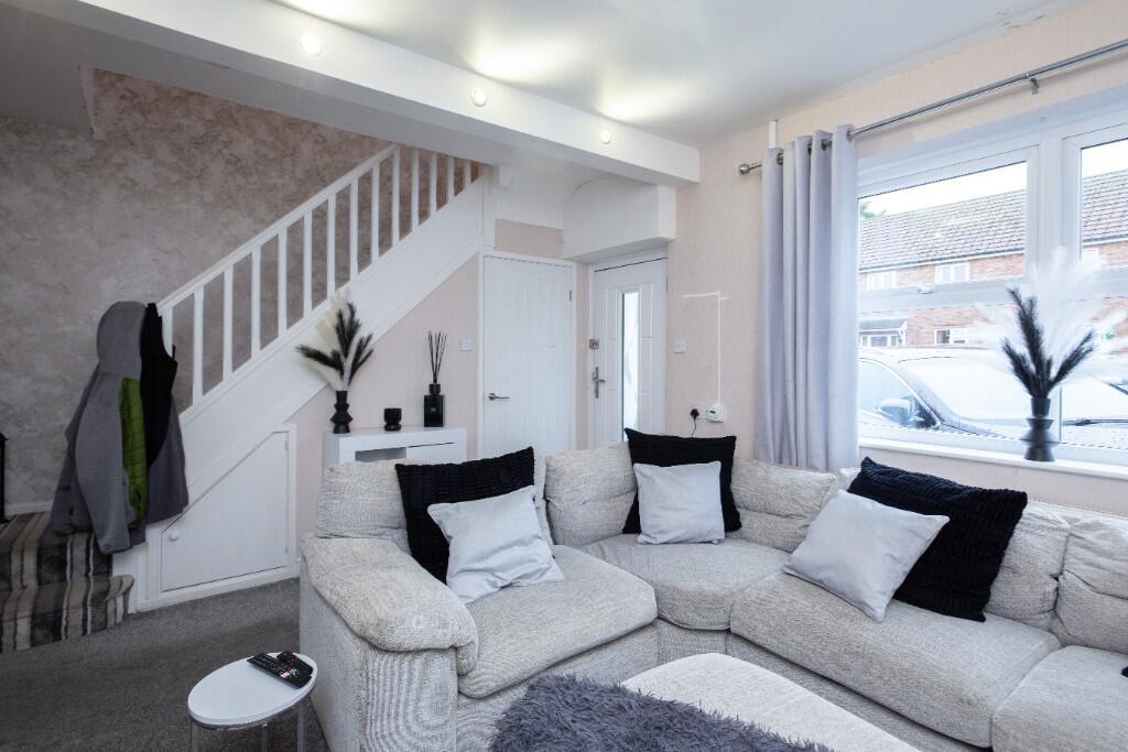 2 Bedroom Semi-Detached House