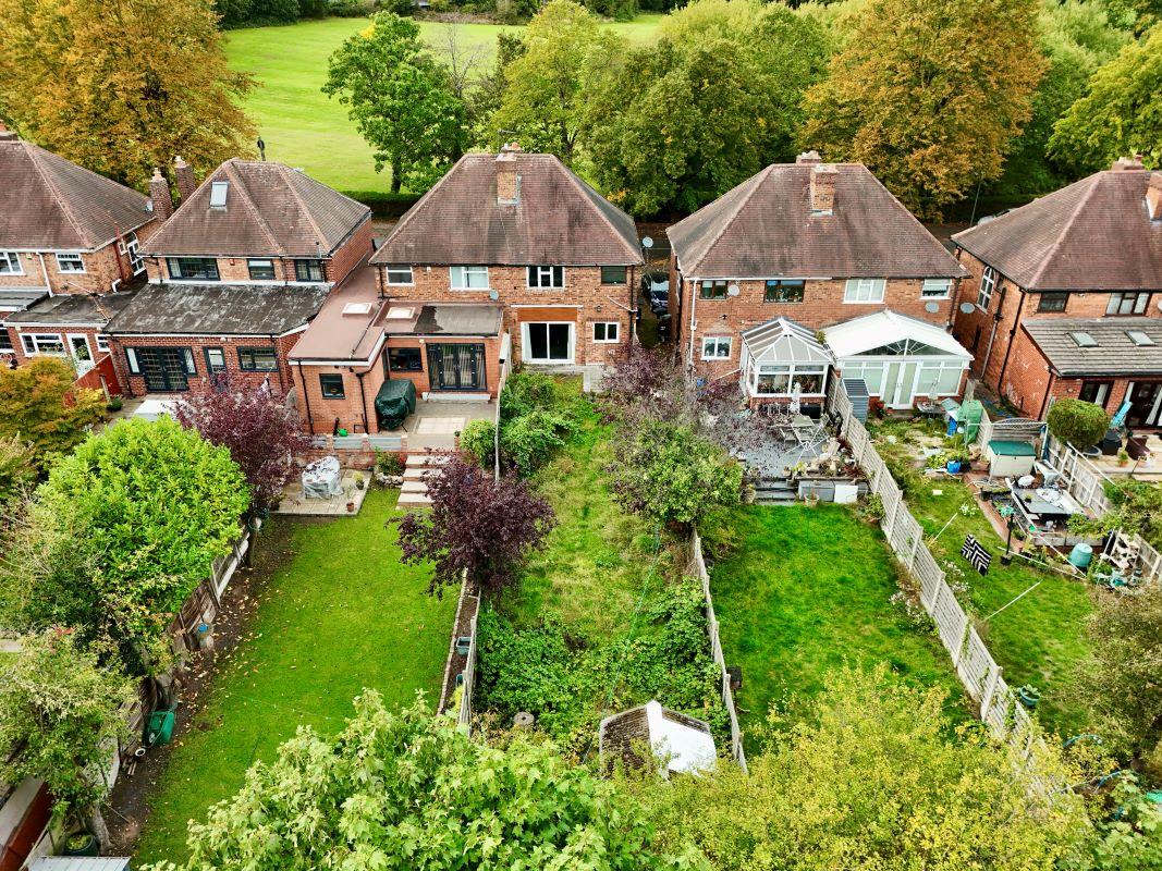 3 bedroom semi detached property in Handsworth Wood, Birmingham
