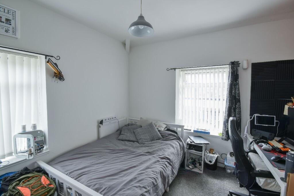 2 Bedroom Flat