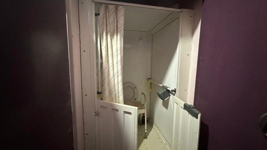 Three Bedroom Mid Terrace House.