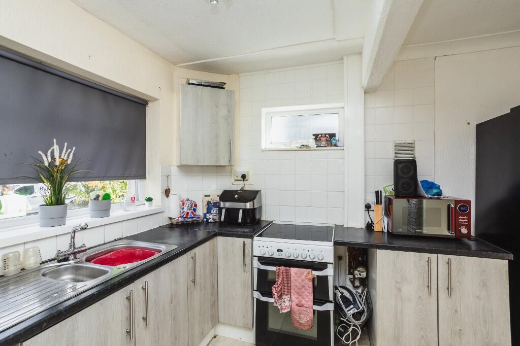 3 Bedroom Semi-Detached House