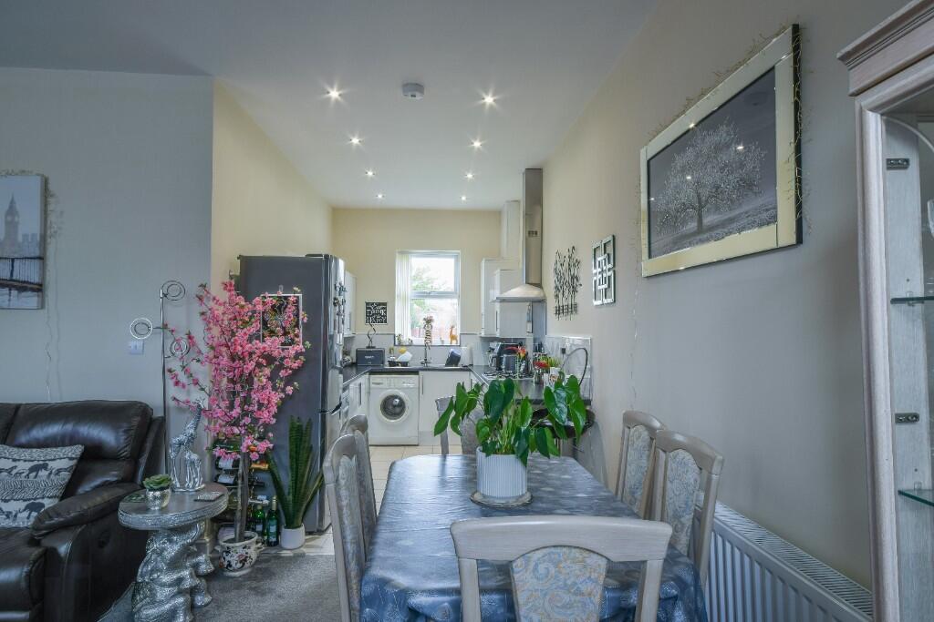 Portfolio of 2 Terrace Bungalow