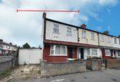 Three bedrooms End of Terrace House.