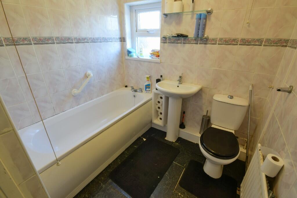 3 Bedroom Terraced House