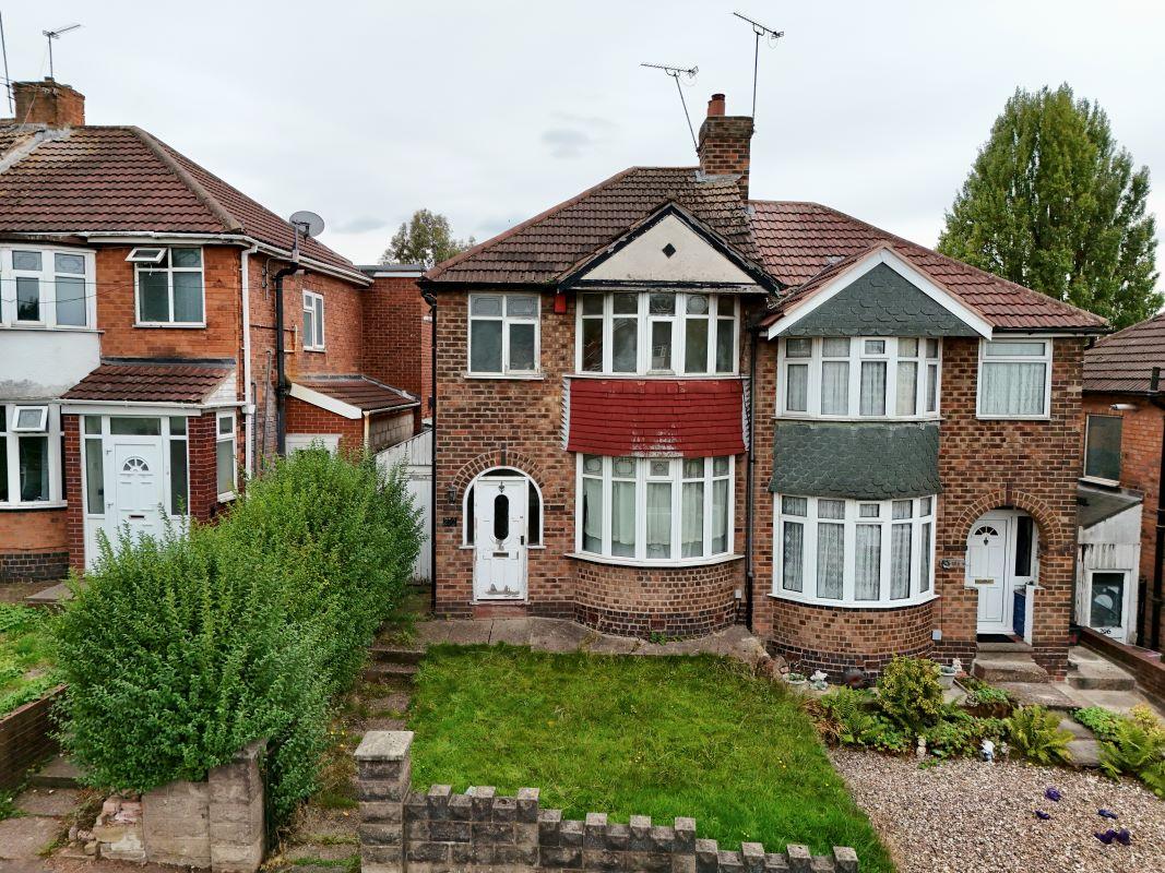 3 bedroom semi detached property in Great Barr