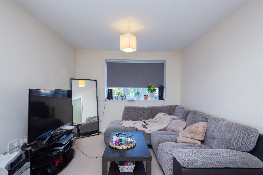 1 bedroom flat