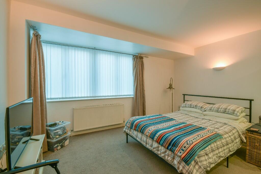 1 Bedroom Flat