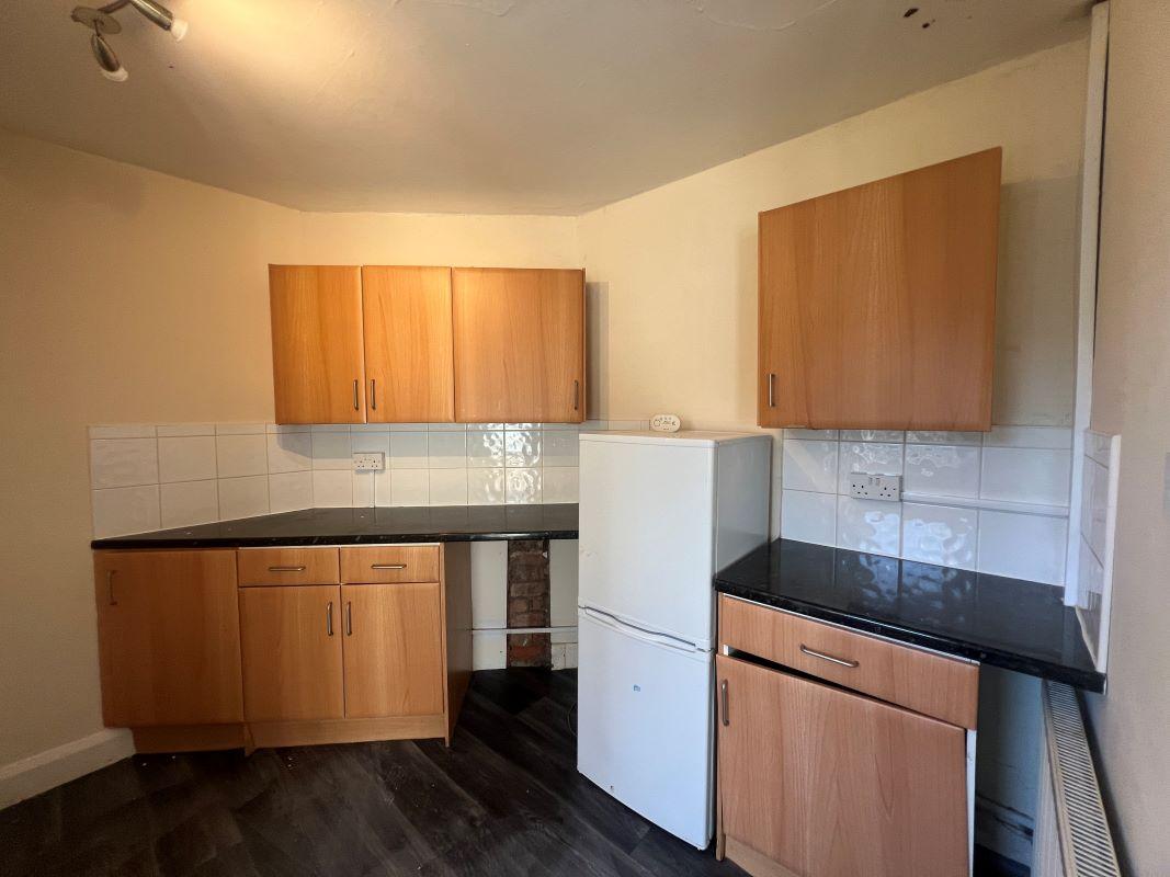 3 bedroom mid terraced property in Coventry