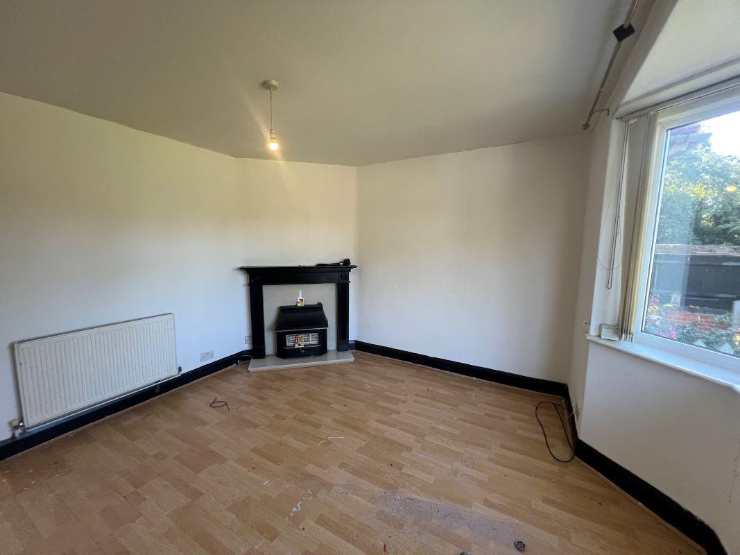 3 bedroom mid terraced property in Coventry