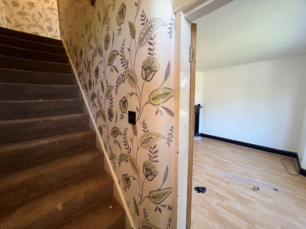 3 bedroom mid terraced property in Coventry