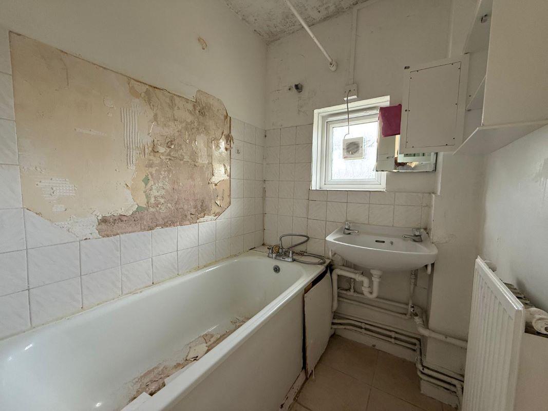 Flat 55 Evelyn Court