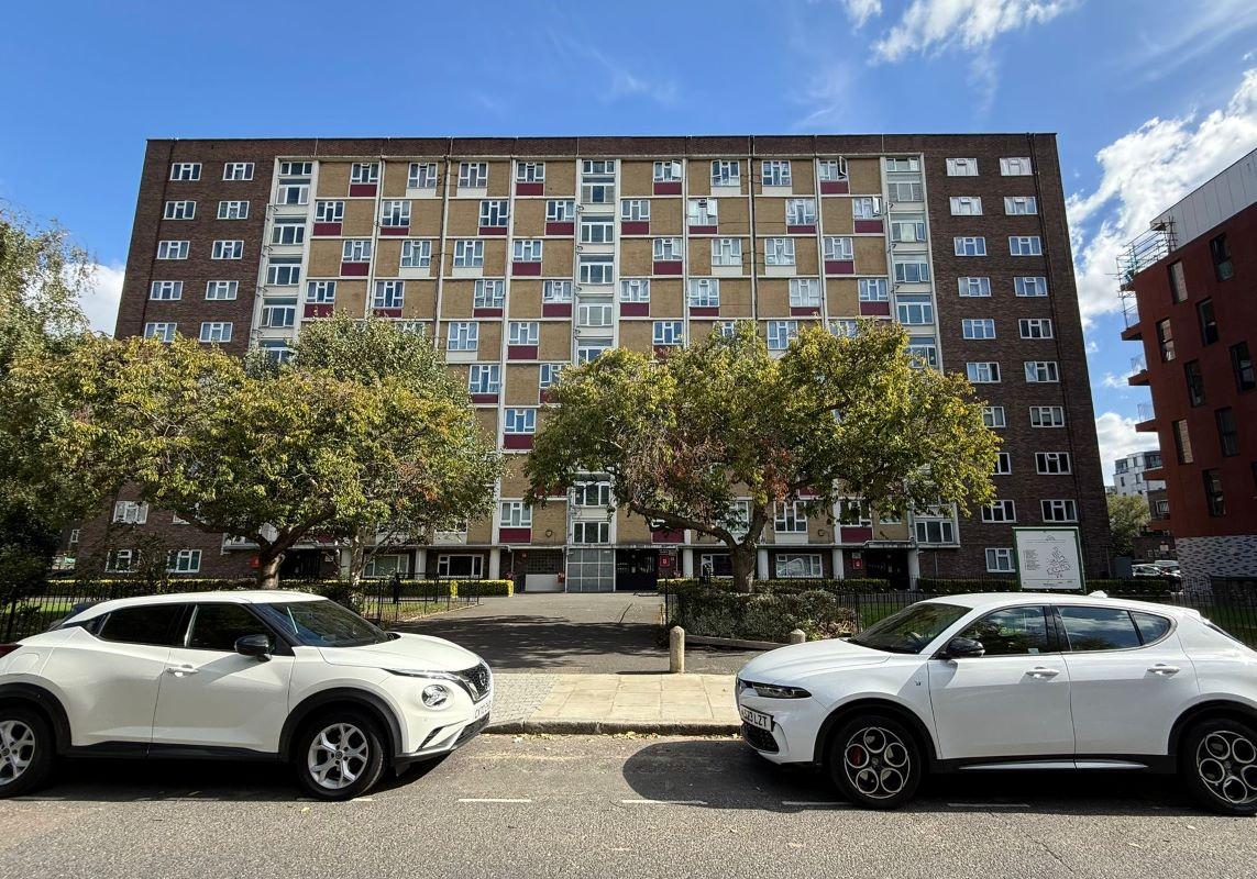 Flat 55 Evelyn Court