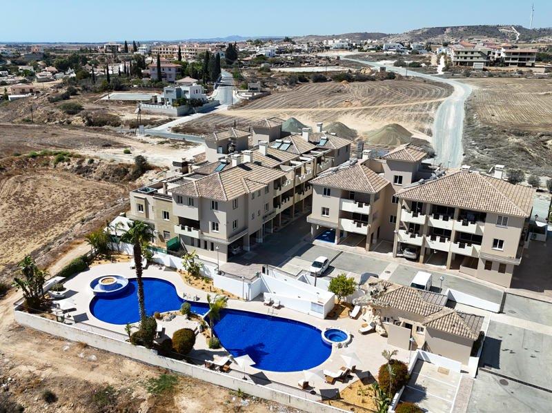 For sale charming ground floor apartment