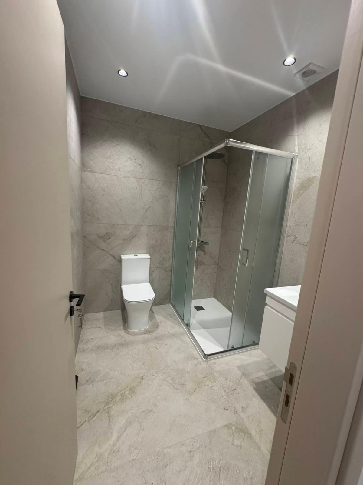 *Ενοικιάζεται Σύγχρονο Διαμέρισμα 1 Υπνοδωματίου στην Παρεκλησιά.*