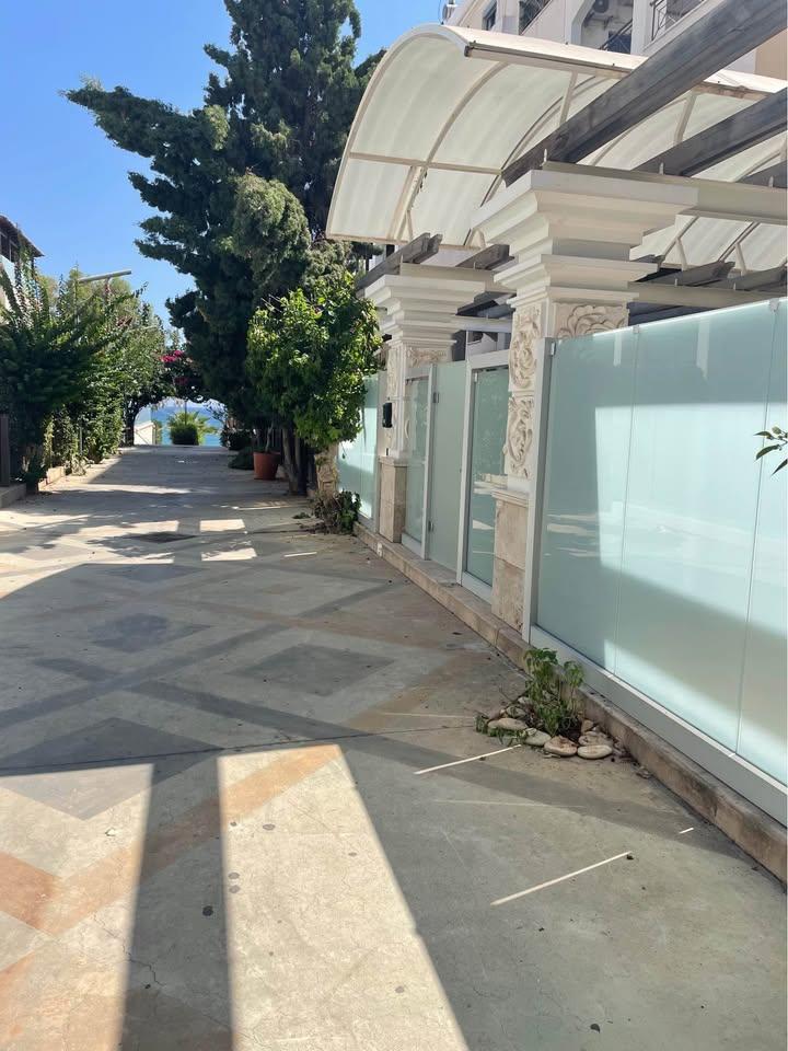 Apartment ( Maisonette )tourist Area 50 m to the beach