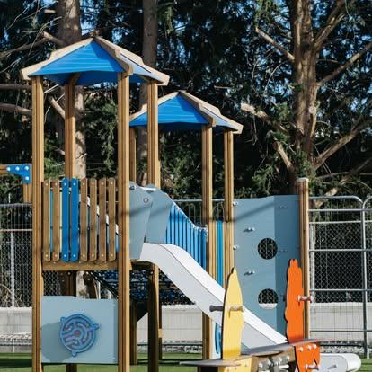 Botaniko Park ( play ground )