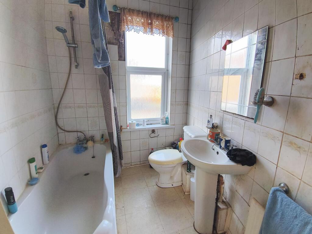 2 Bedroom Terraced House