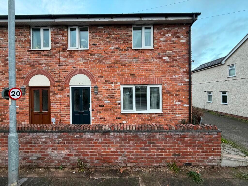 3 Bedroom Semi-Detached House