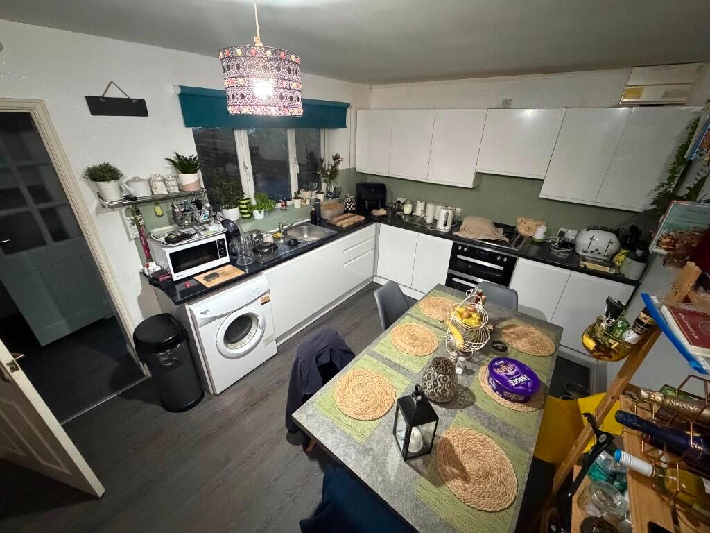 3 Bedroom Semi-Detached House