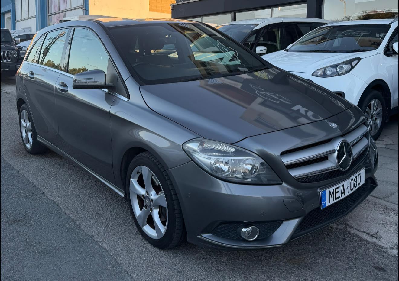 Mercedes B180 Class 2014